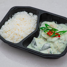 Load image into Gallery viewer, Thai Green Chicken Curry
