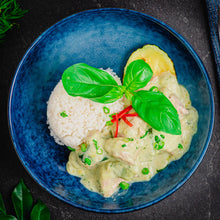 Load image into Gallery viewer, Thai Green Chicken Curry
